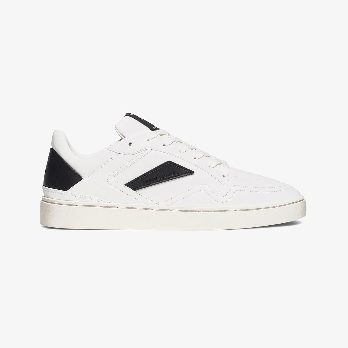 Men's Court in White/Black | Sustainable & Vegan - Thousand Fell